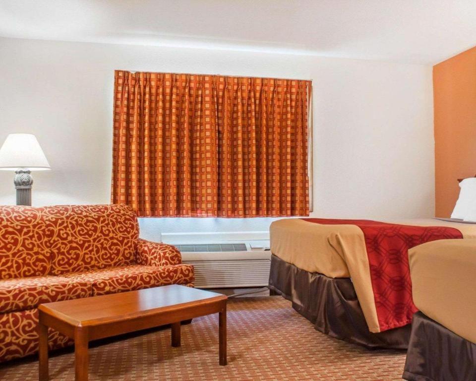 Econo Lodge Cuba I-86 Екстер'єр фото