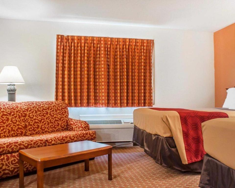 Econo Lodge Cuba I-86 Екстер'єр фото