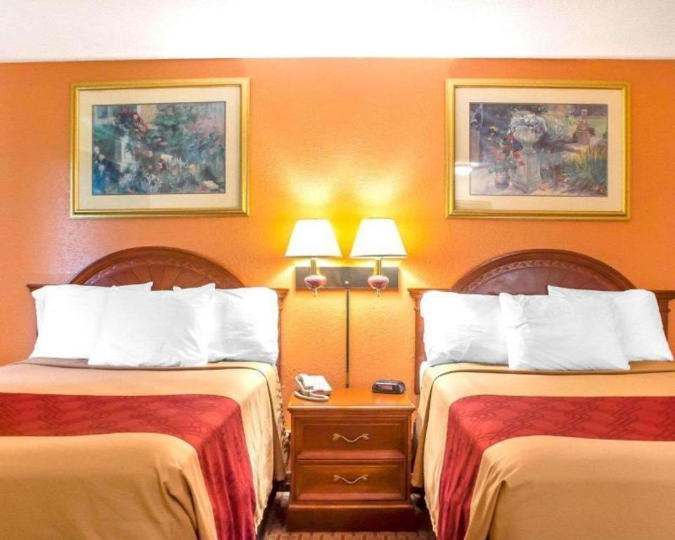 Econo Lodge Cuba I-86 Екстер'єр фото