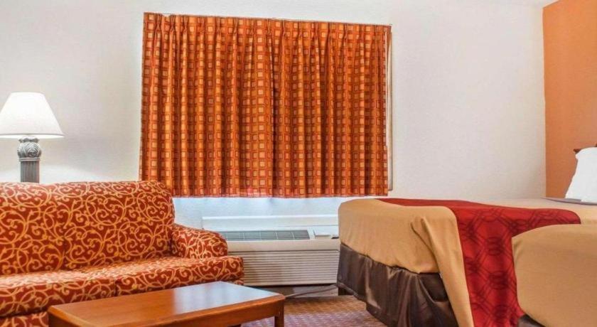 Econo Lodge Cuba I-86 Екстер'єр фото