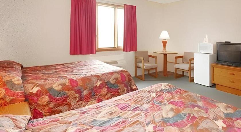 Econo Lodge Cuba I-86 Екстер'єр фото