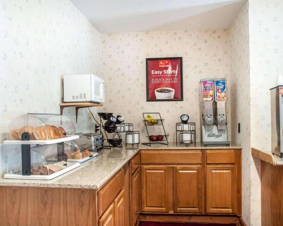 Econo Lodge Cuba I-86 Екстер'єр фото