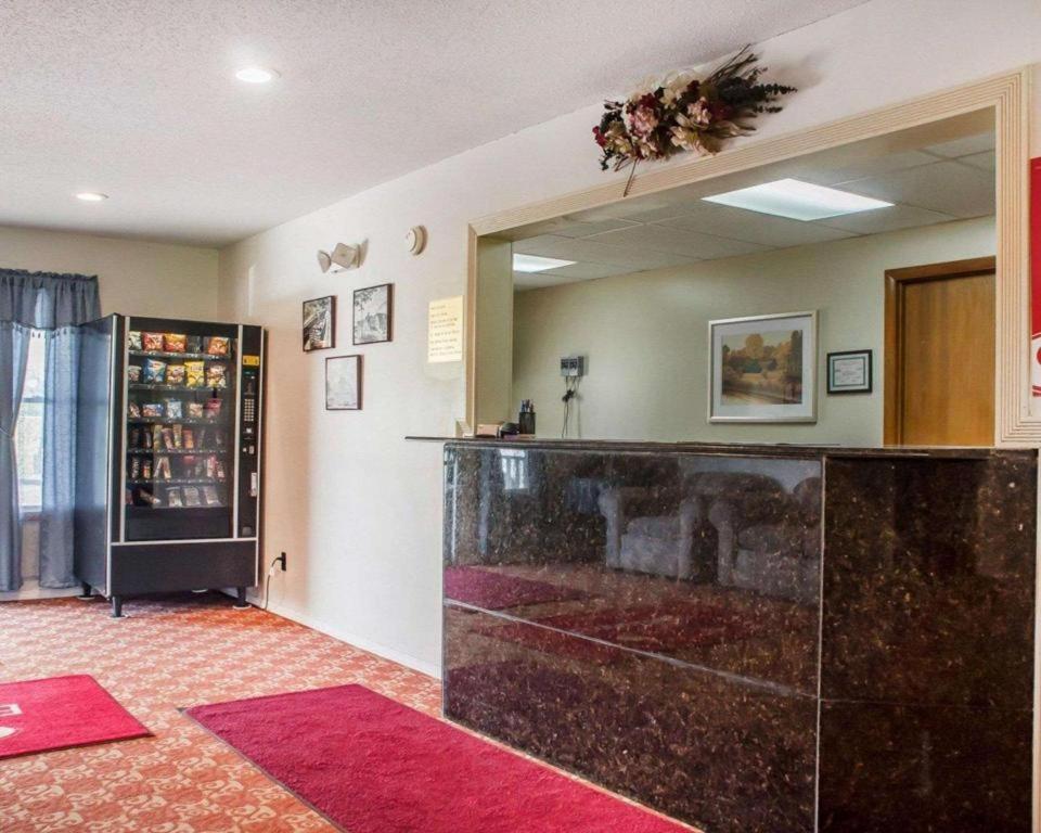 Econo Lodge Cuba I-86 Екстер'єр фото